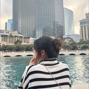 Meet your Posher, Ngân